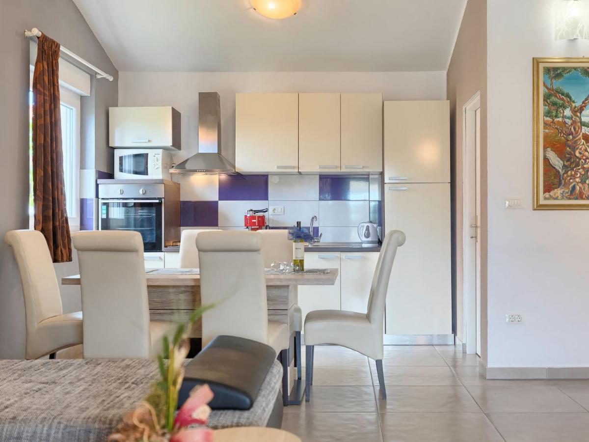 Holiday Home Goldi - Voj512 By Interhome Mednjan Bagian luar foto