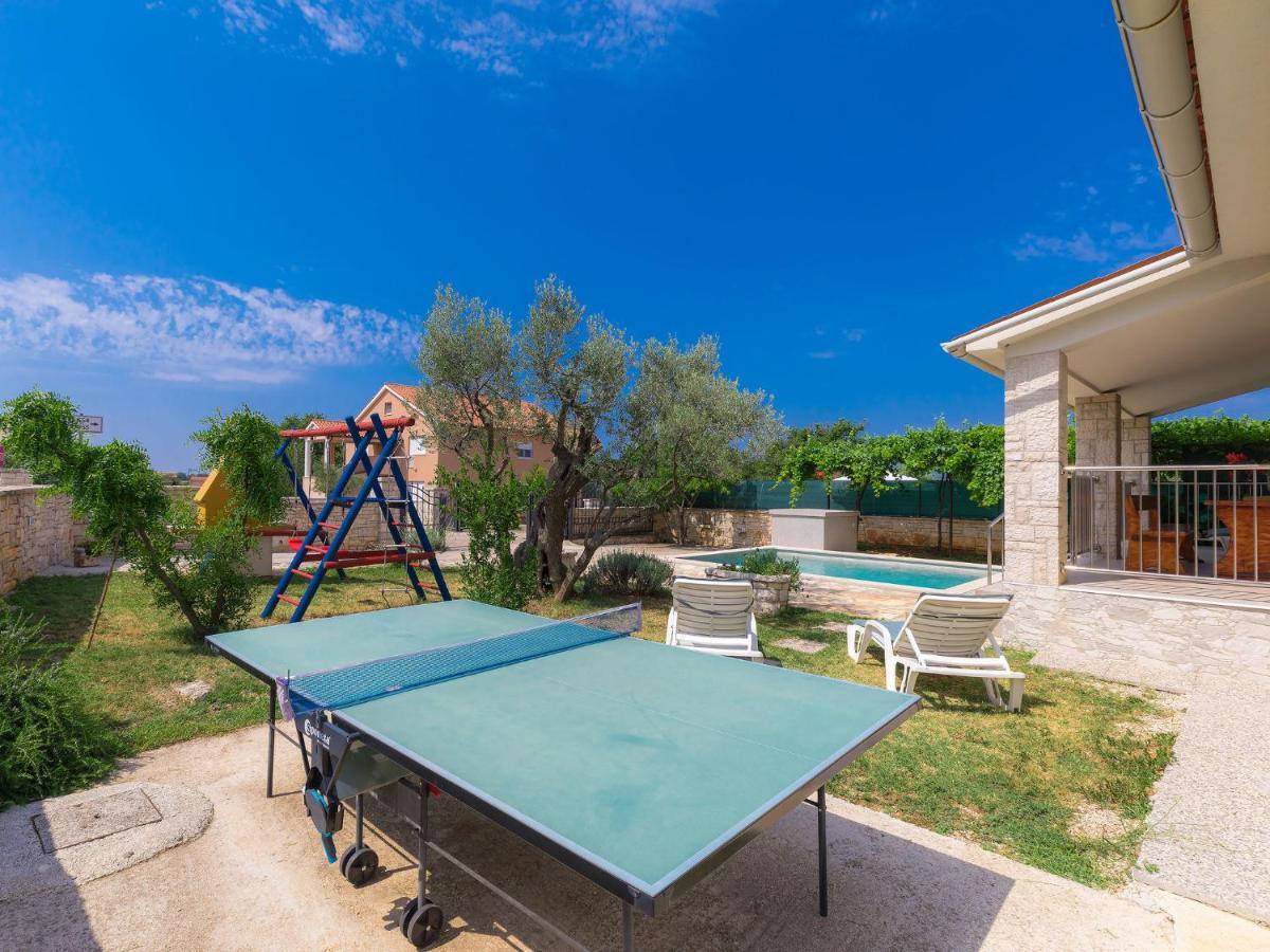 Holiday Home Goldi - Voj512 By Interhome Mednjan Bagian luar foto